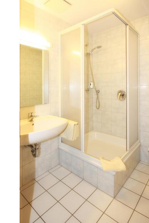 Hotel Trasen Waldkraiburg Ngoại thất bức ảnh