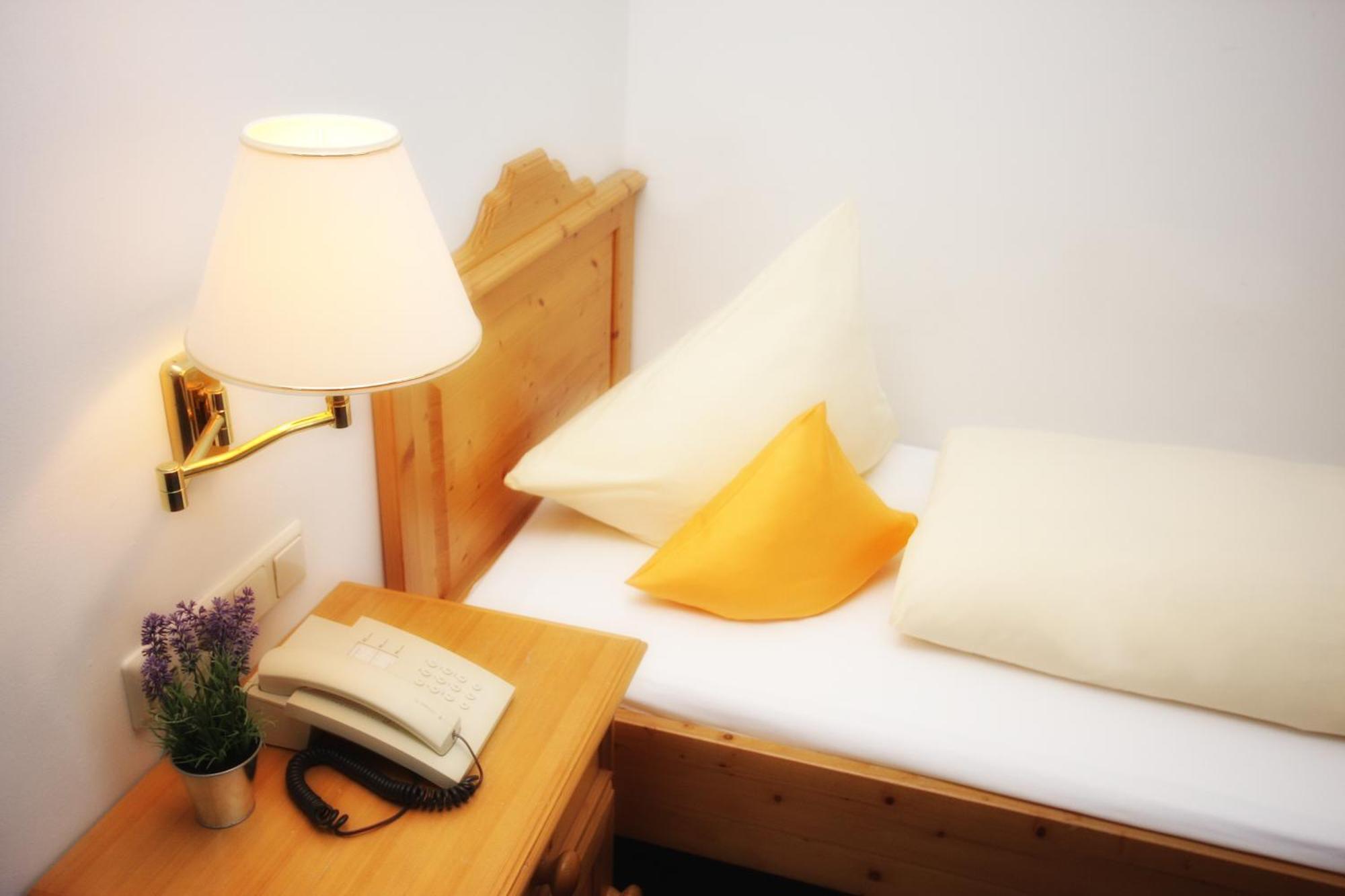 Hotel Trasen Waldkraiburg Ngoại thất bức ảnh